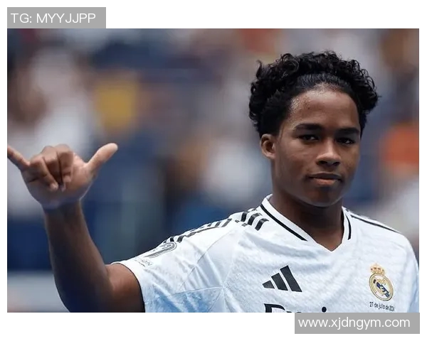 恩德里克的崛起之路：从青训小将到足球新星的成长历程